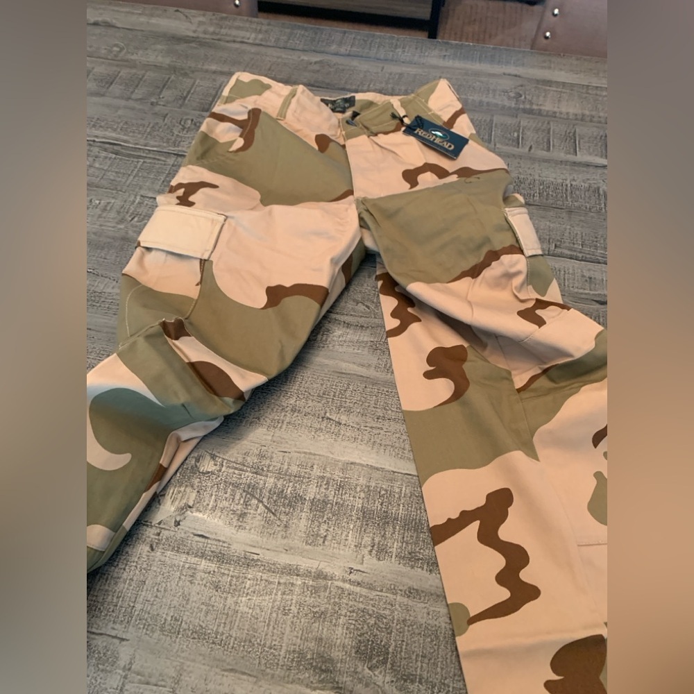 RedHead Men's Camouflage Cargo Pants, Small, NWT 15.5” waist 31.5” inseam - Picture 4 of 5